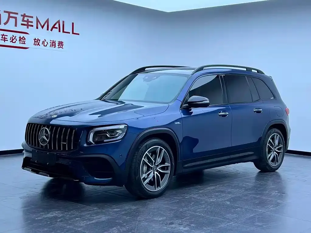 Mercedes-Benz GLB AMG — фото 1