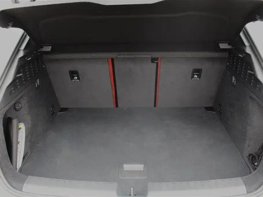 Audi A3 2025 из CN, фото 2