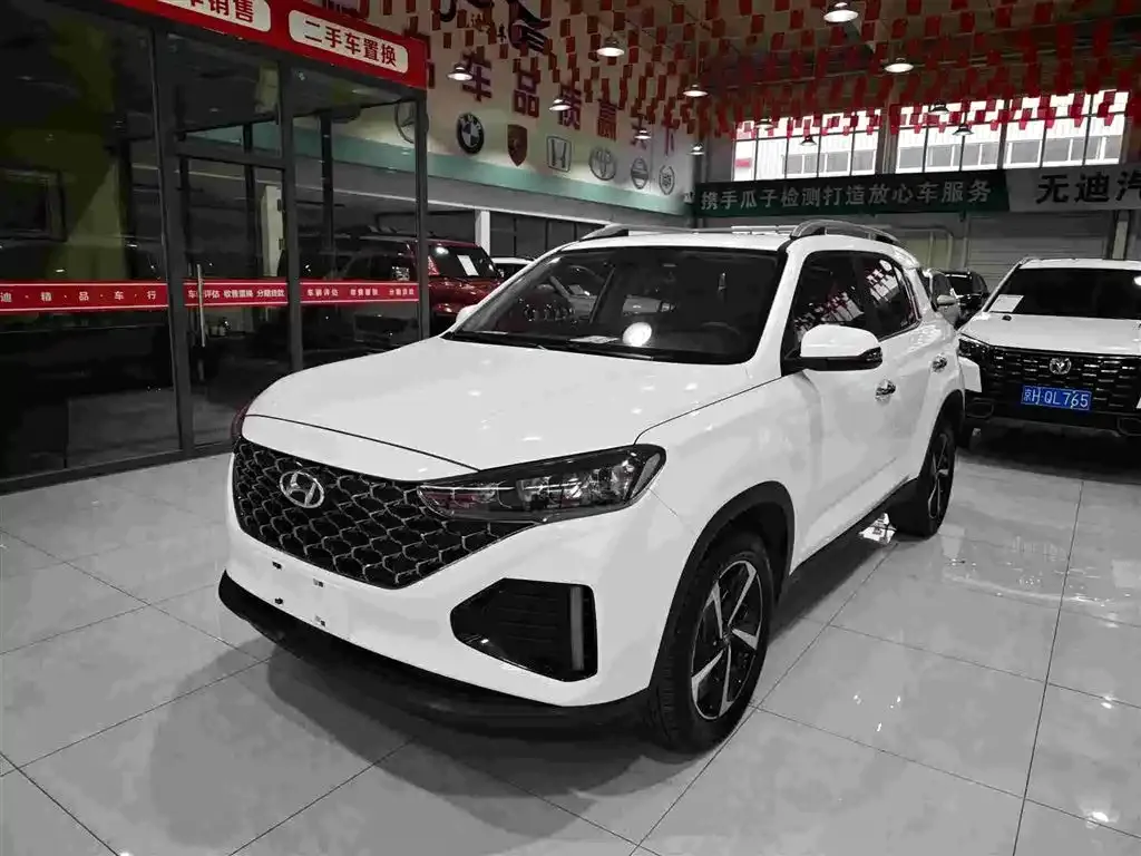 Hyundai ix35 — фото 1