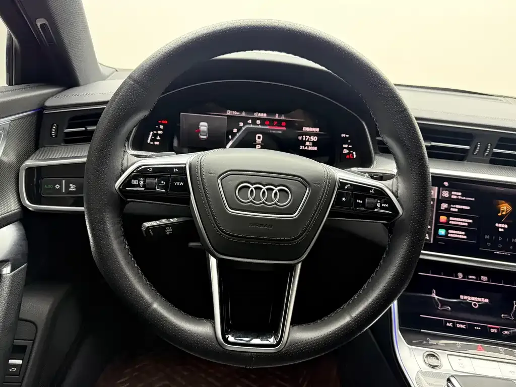 Audi A6L — фото 10