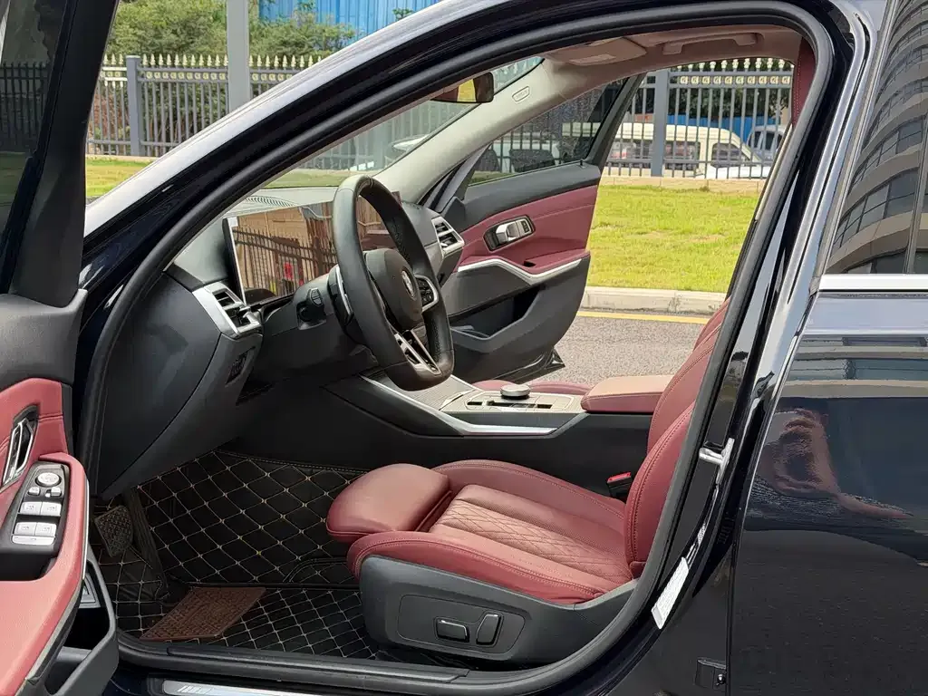 BMW 3 Series 2025 из CN, фото 9