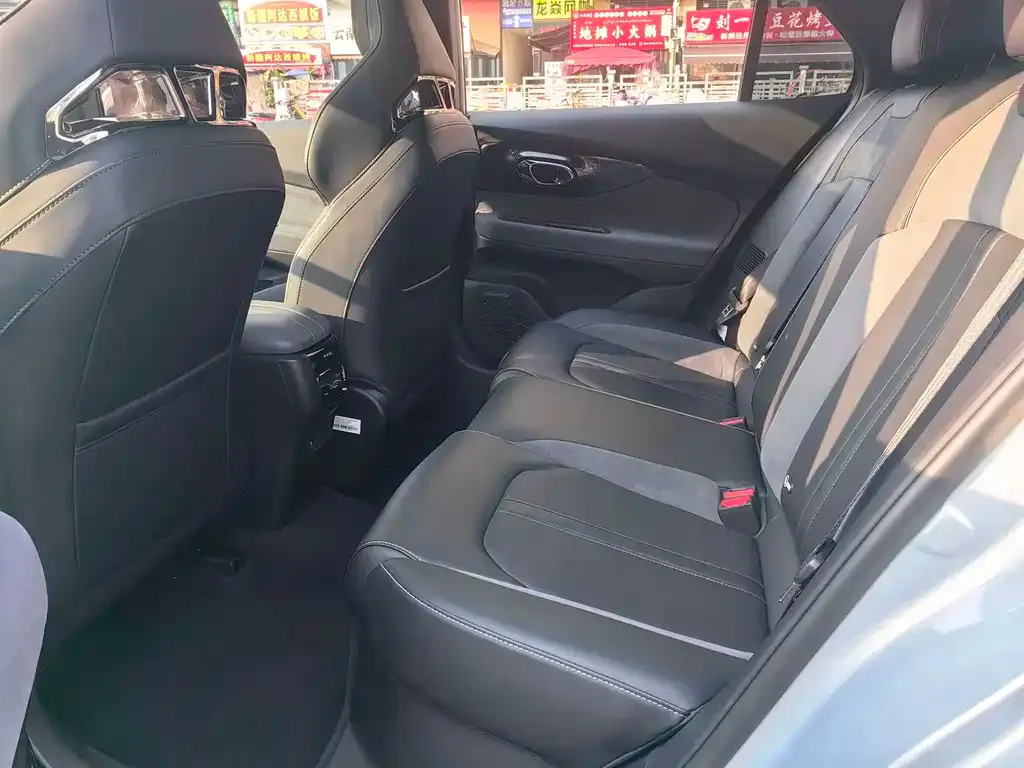 GAC Motor Shadow Leopard — фото 6