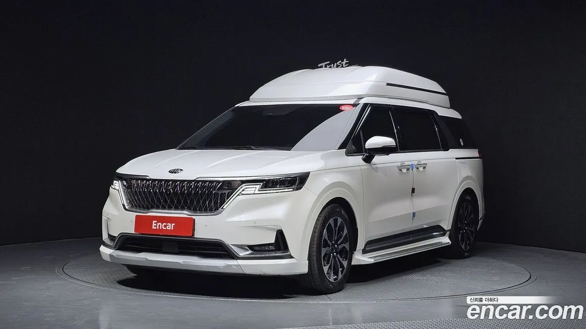 Kia Carnival — фото 1