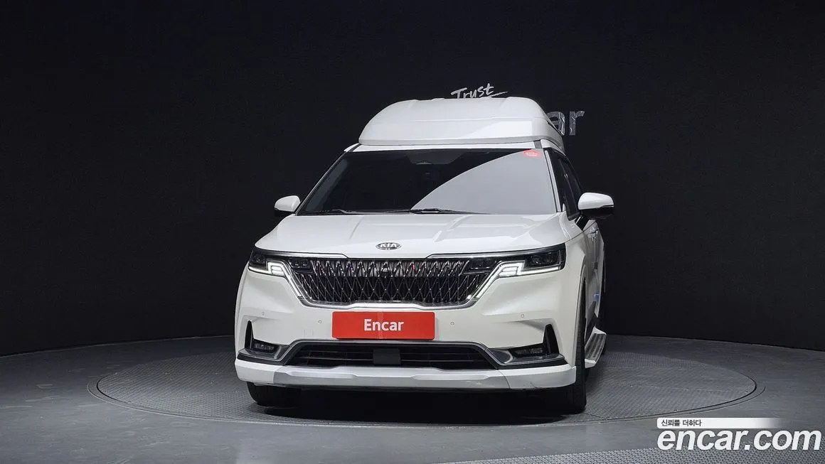 Kia Carnival — фото 10