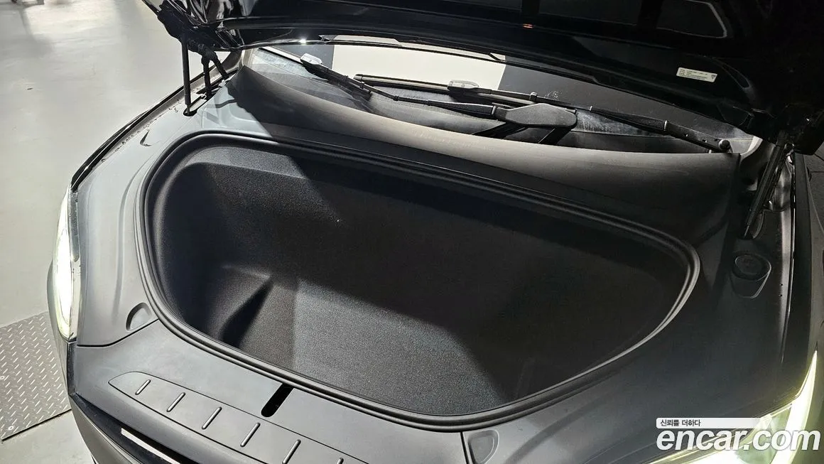 Tesla Model X 2023 из KR, фото 8