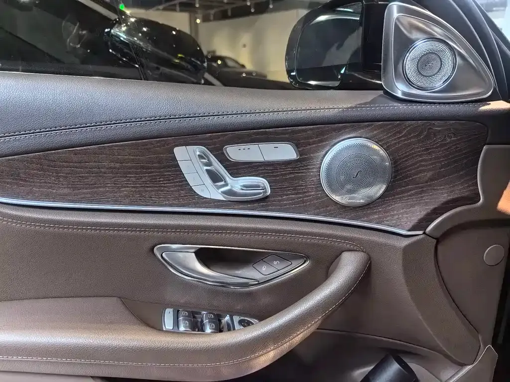 Mercedes-Benz E-Class 2023 из CN, фото 10