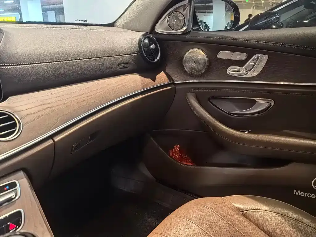 Mercedes-Benz E-Class 2023 из CN, фото 6