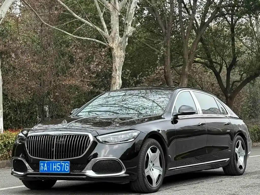 Mercedes-Benz S-Class — фото 1
