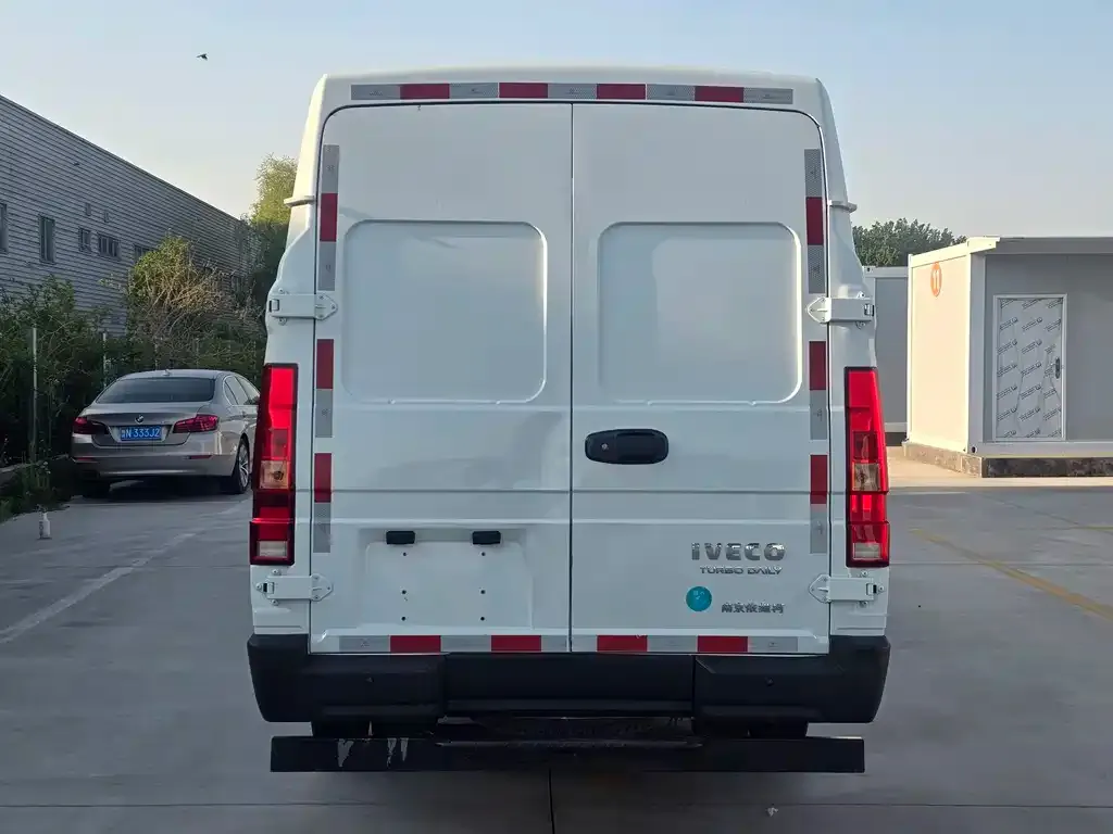IVECO Daily 2024 из CN, фото 2