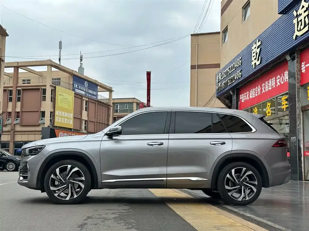 Geely Xingyue L — фото 8
