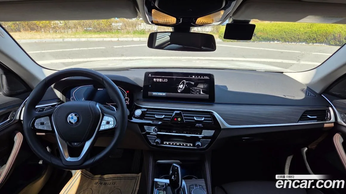 BMW 5-Series 2023 из KR, фото 3