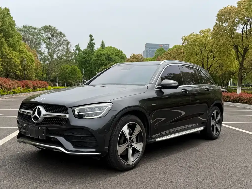 Mercedes-Benz GLC — фото 1
