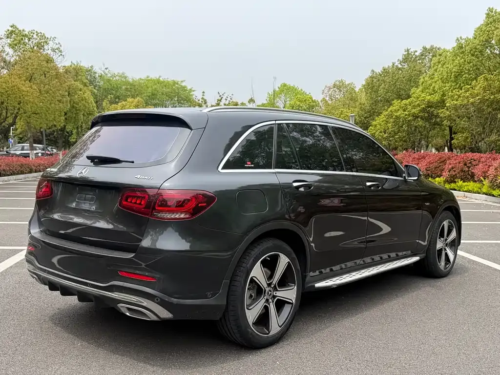 Mercedes-Benz GLC — фото 9