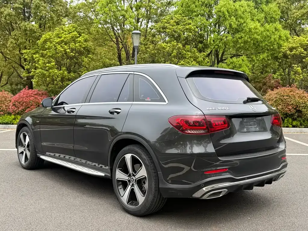 Mercedes-Benz GLC — фото 7