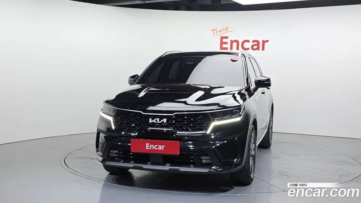 Kia Sorento — фото 7