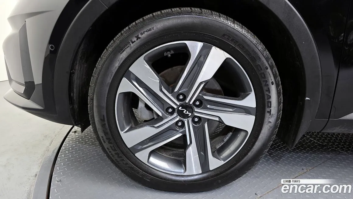 Kia Sorento — фото 8