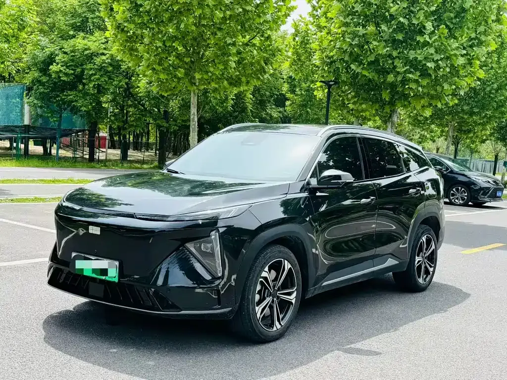 Geely Galaxy L7