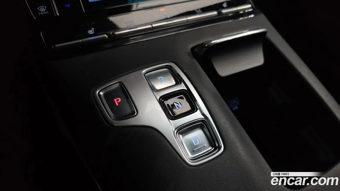 Hyundai Grandeur 2023 из KR, фото 2