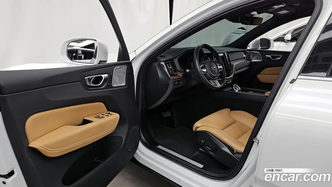 Volvo XC60 2021 из KR, фото 5