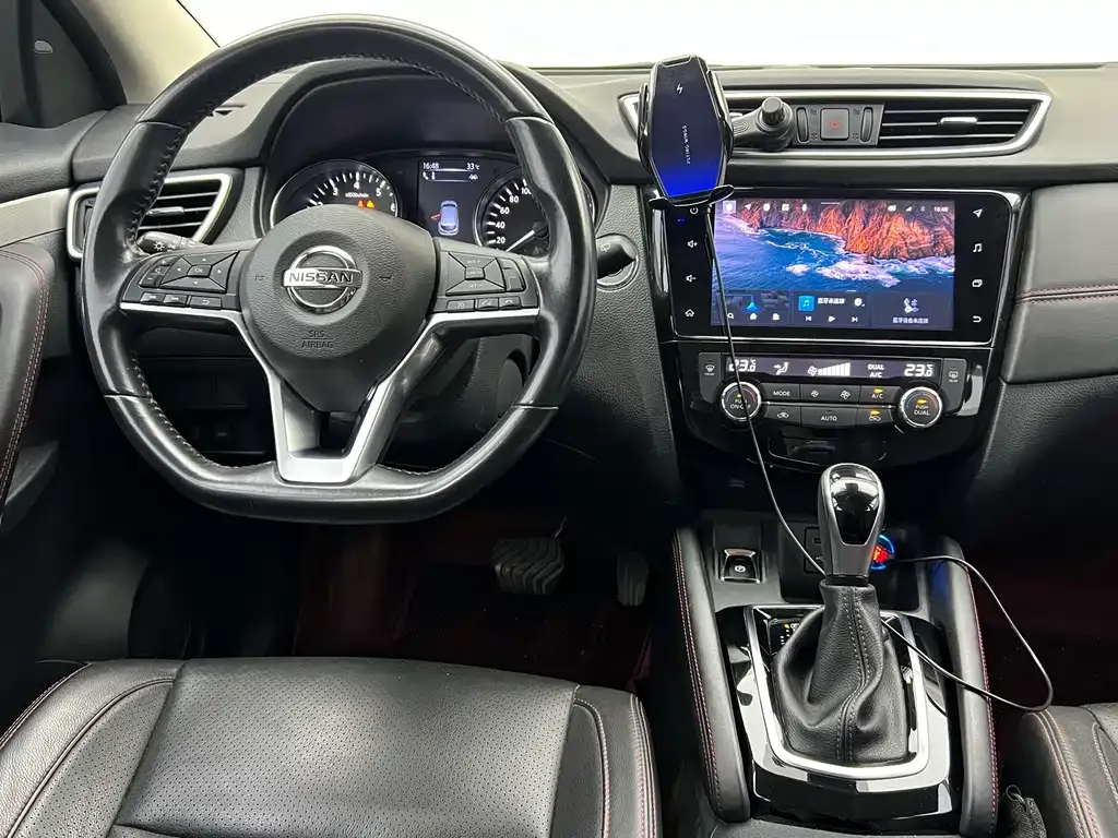 Nissan Qashqai — фото 6