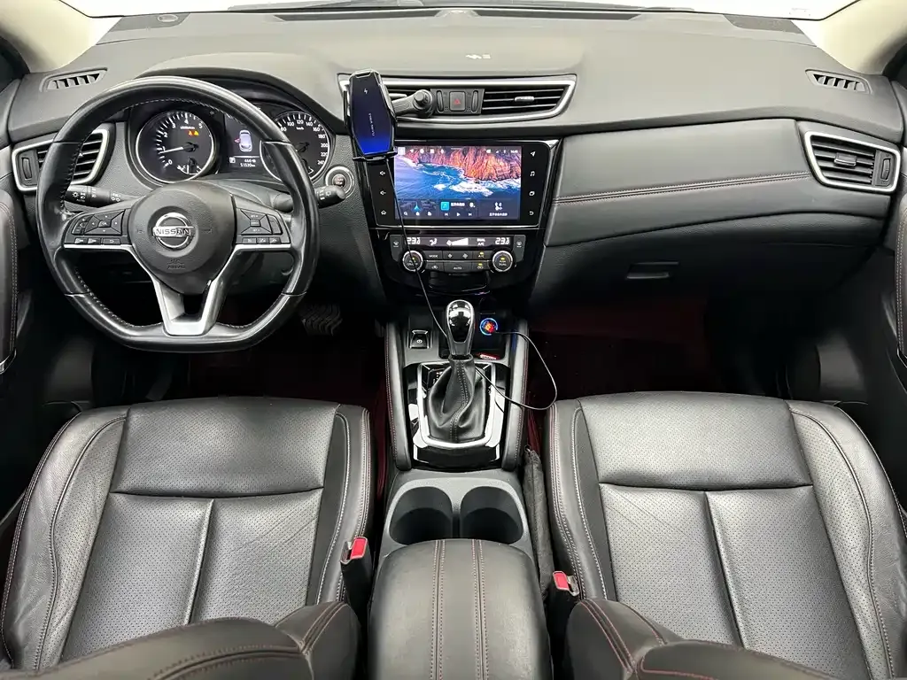 Nissan Qashqai — фото 10