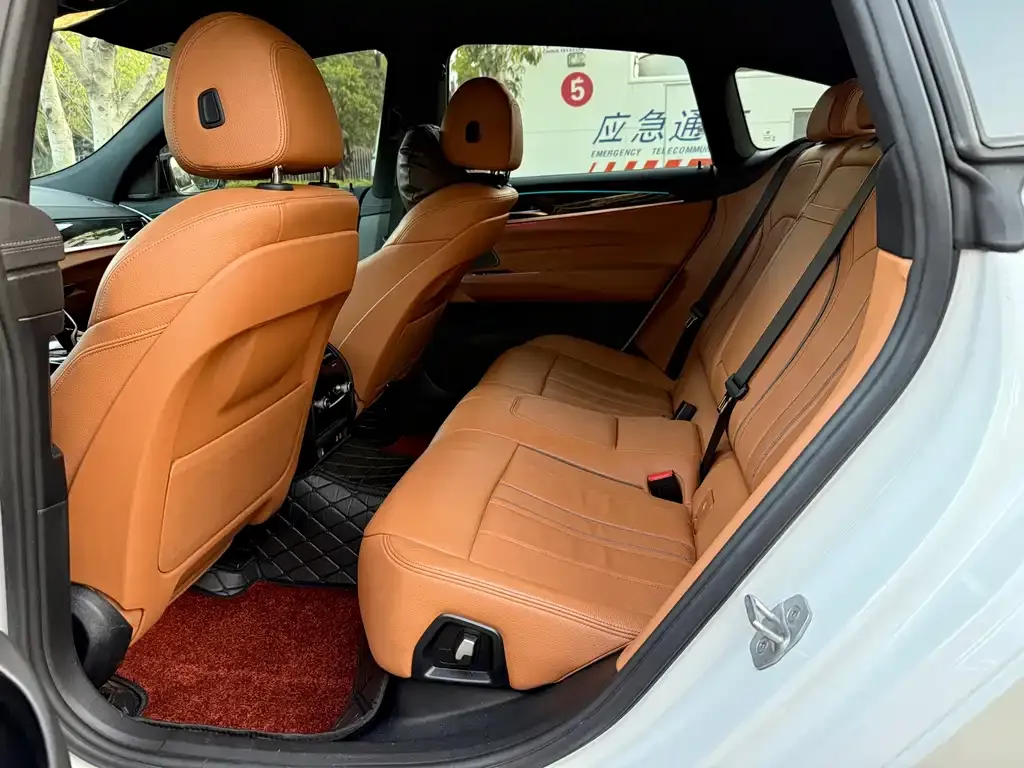 BMW 6 Series GT — фото 2