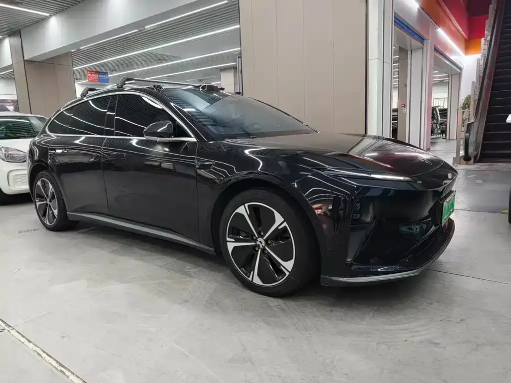 NIO ET5T — фото 9