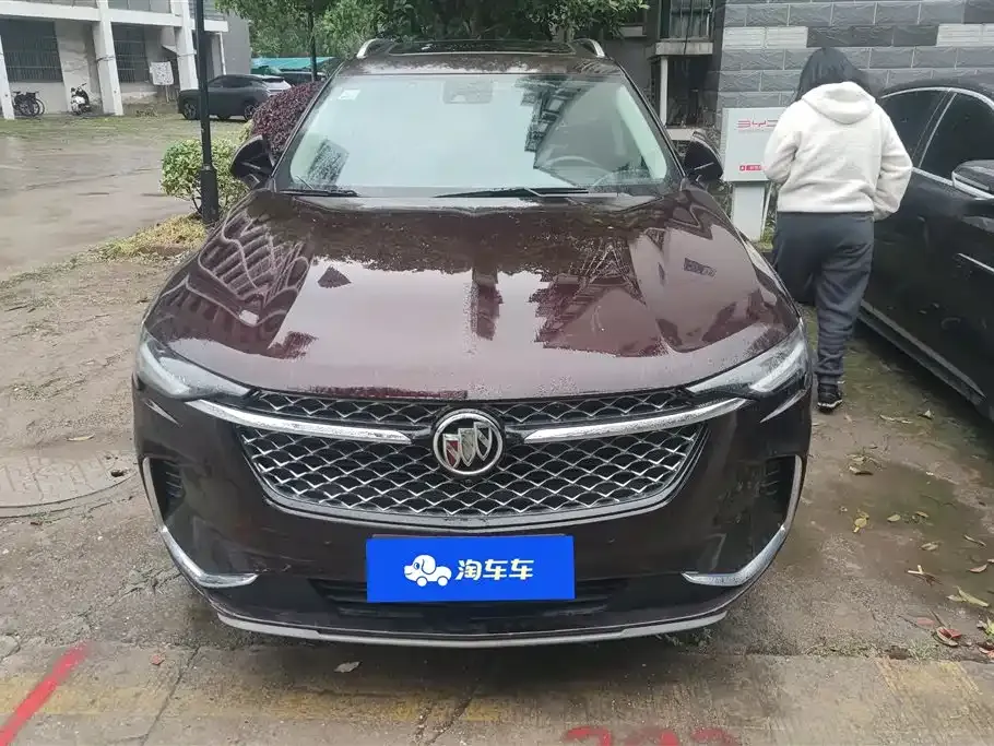 Buick Envision Plus — фото 9