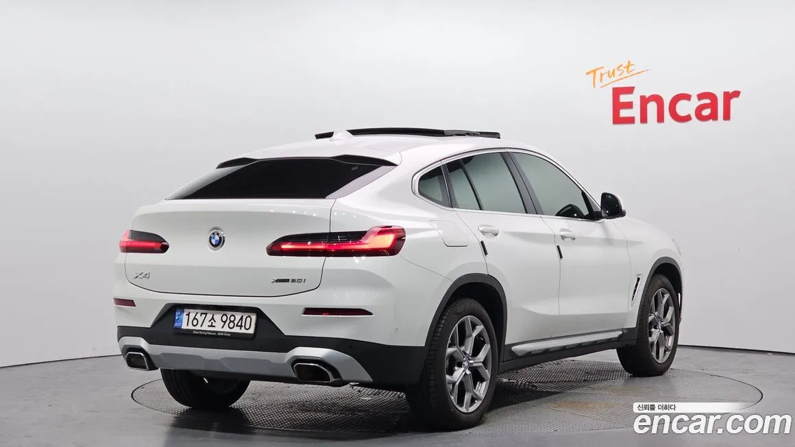 BMW X4 — фото 4