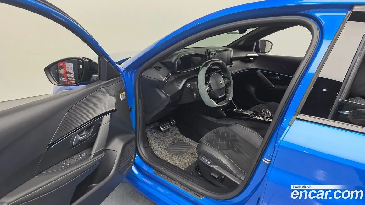 Peugeot 208 2023 из KR, фото 10