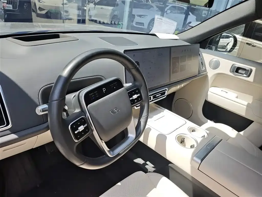 Li Auto L7 — фото 8