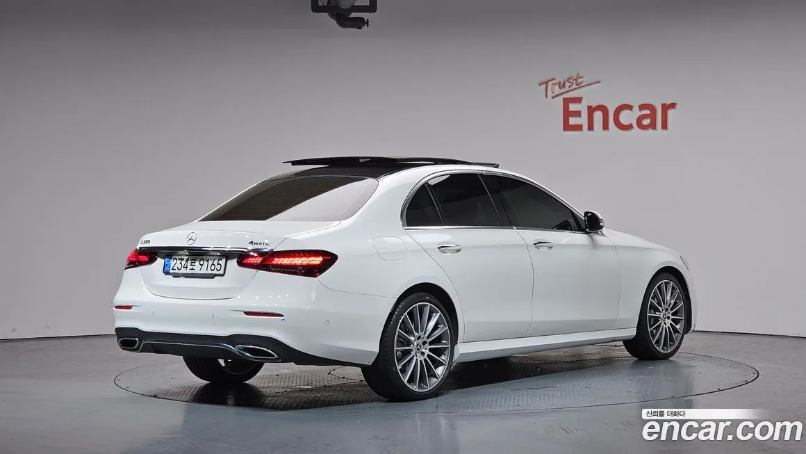 Mercedes-Benz E-Class 2021 из KR, фото 2