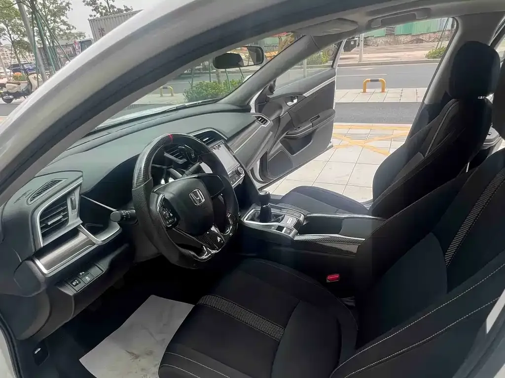 Honda Civic 2021 из CN, фото 7