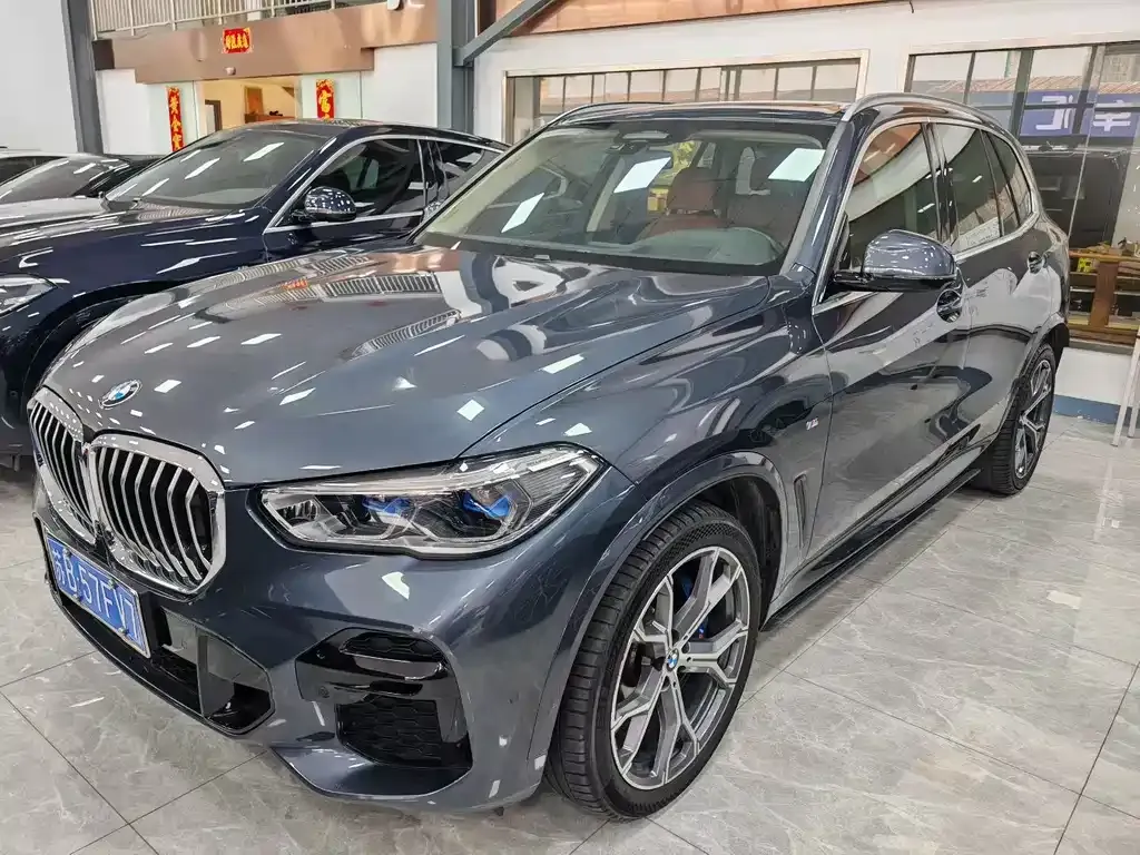 BMW X5 (Import)