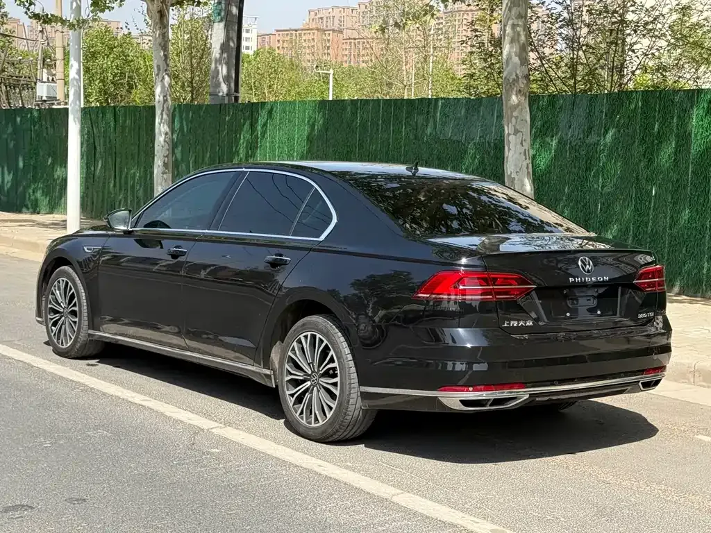 Volkswagen Phideon 2022 из CN, фото 7