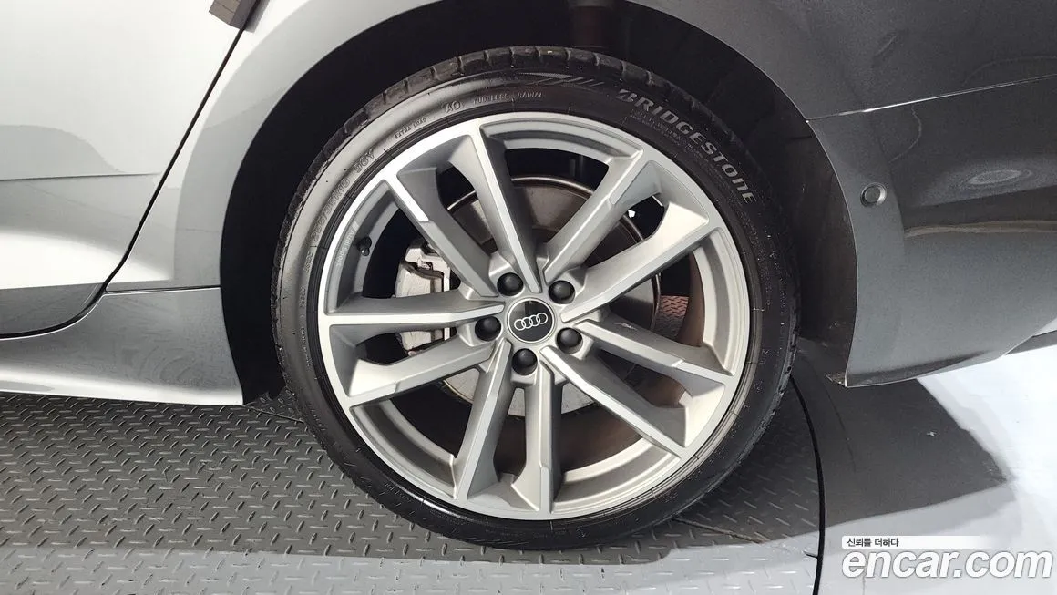 Audi A5 2023 из KR, фото 10
