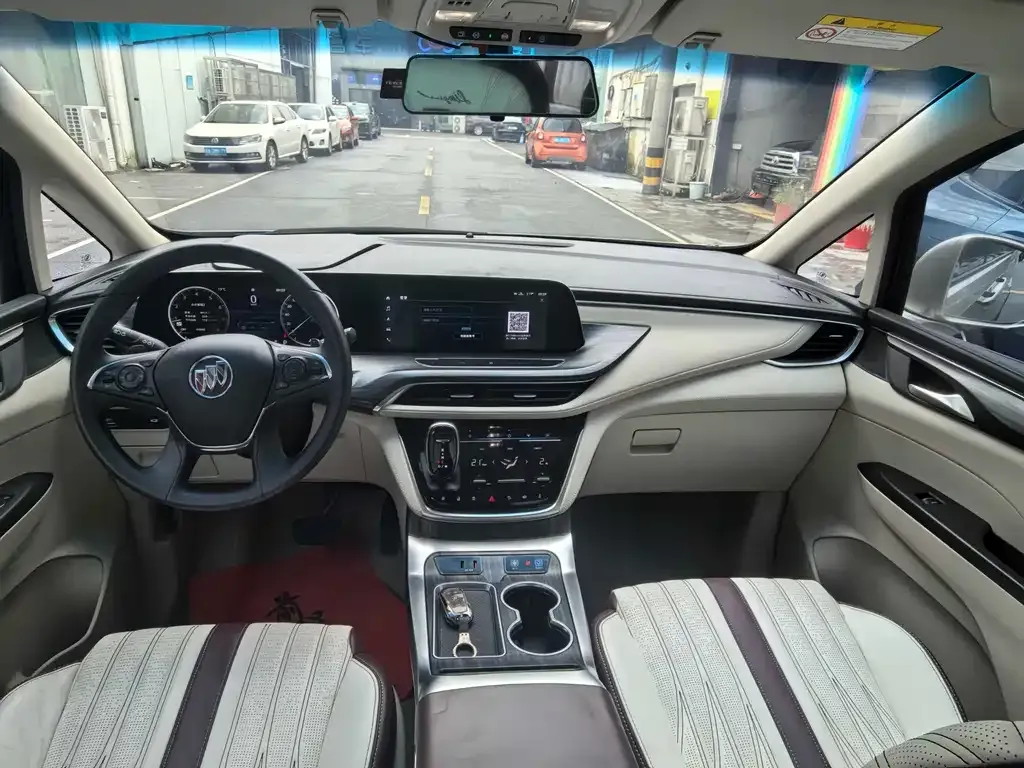 Buick GL8 2021 из CN, фото 3