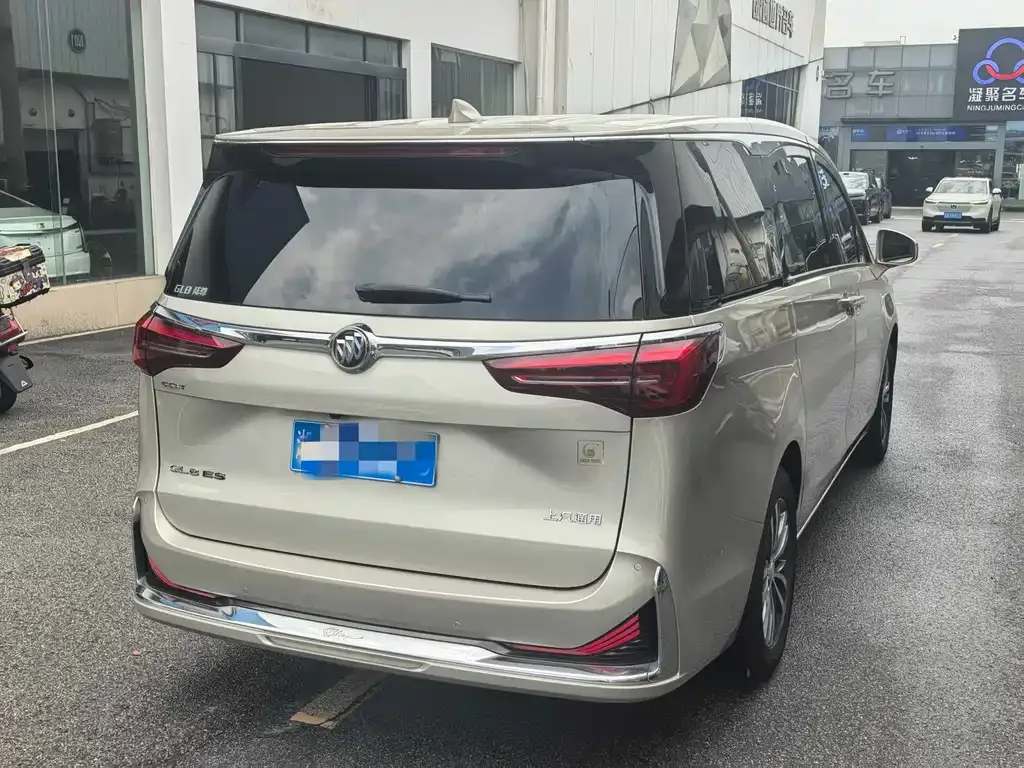 Buick GL8 2021 из CN, фото 6