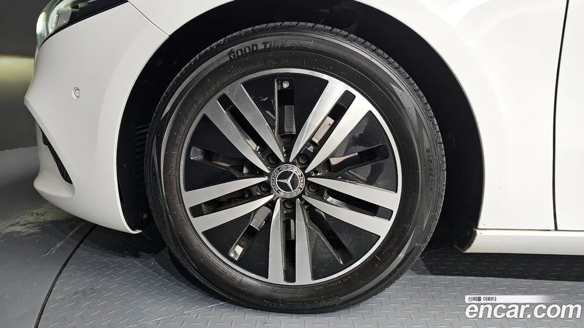 Mercedes-Benz A-Class 2021 из KR, фото 10
