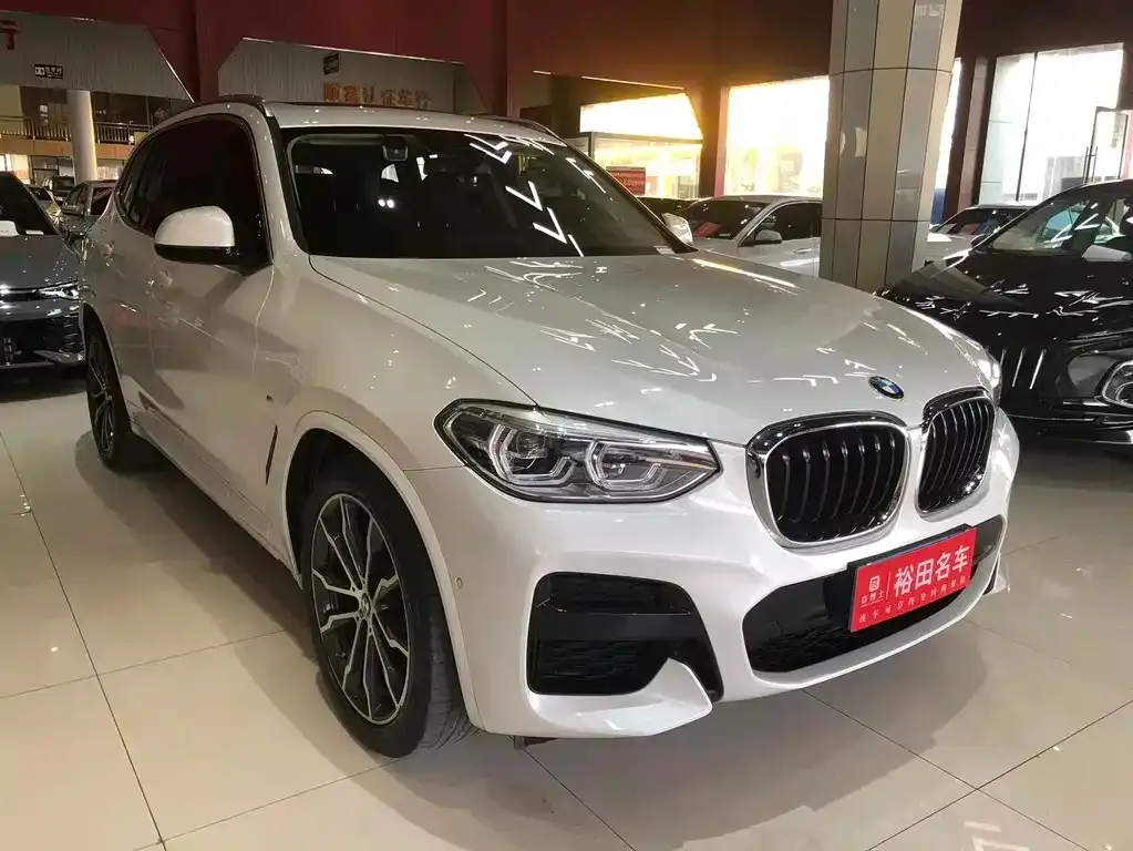 BMW X3 — фото 10