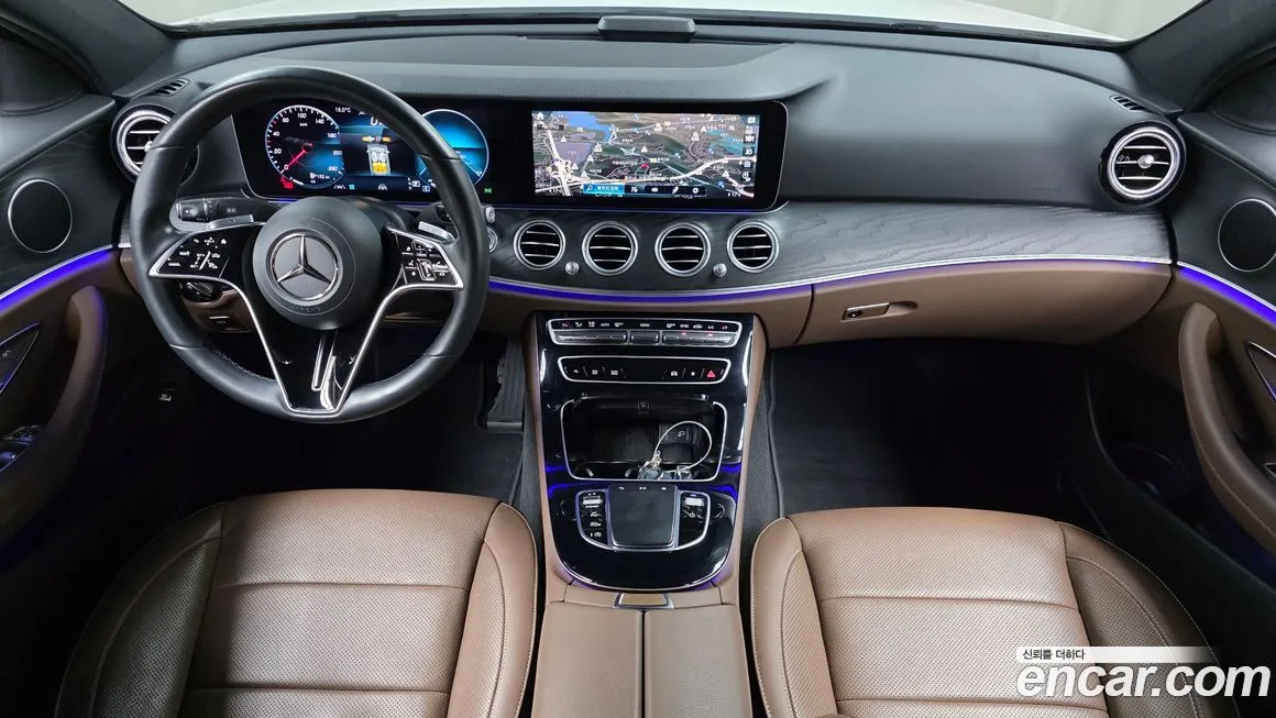 Mercedes-Benz E-Class — фото 10