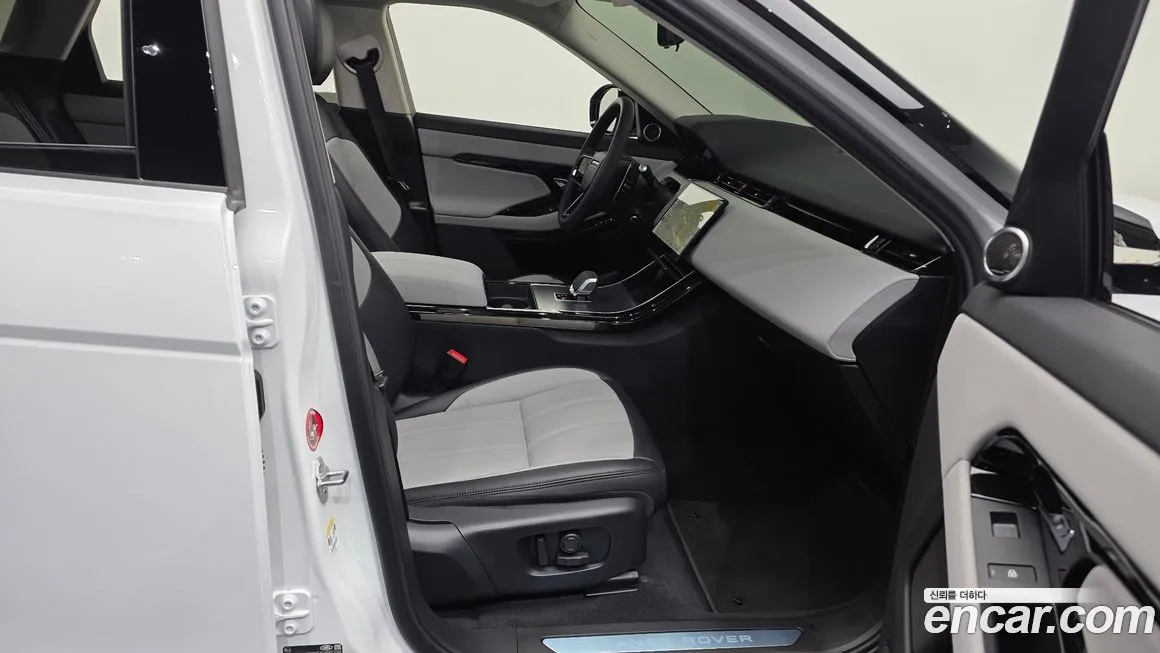 Land Rover Range Rover Evoque 2025 из KR, фото 8