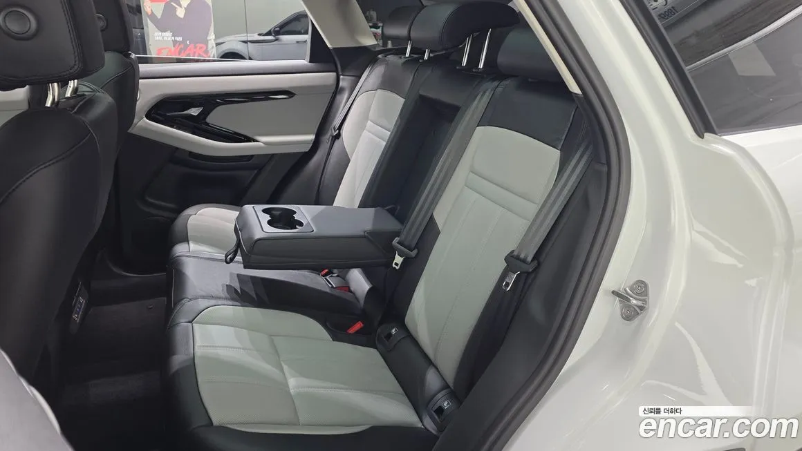 Land Rover Range Rover Evoque 2025 из KR, фото 3