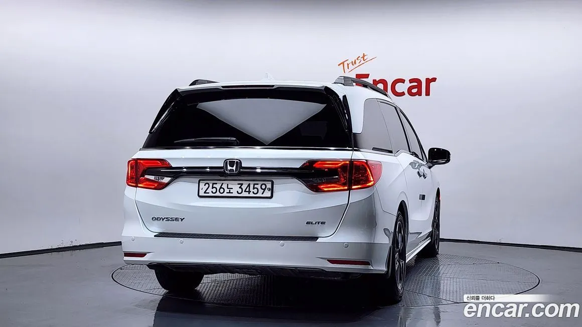 Honda Odyssey 2023 из KR, фото 3