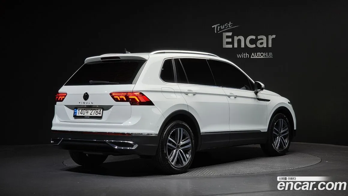 Volkswagen Tiguan — фото 4