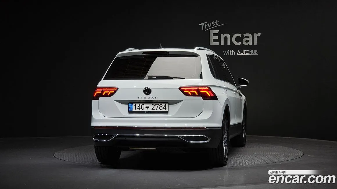 Volkswagen Tiguan — фото 5