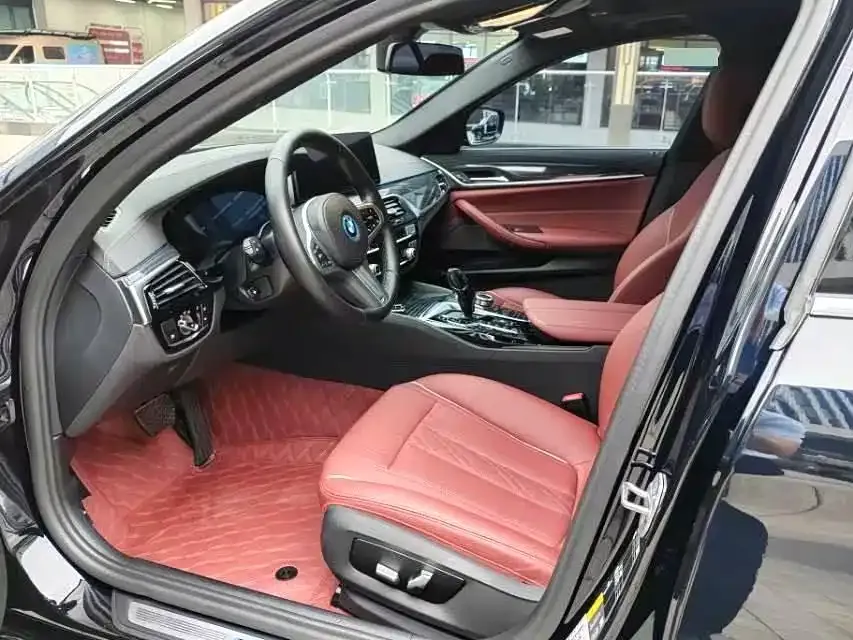 BMW 5 Series New Energy — фото 4