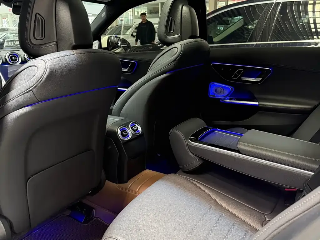 Mercedes-Benz C-Class 2024 из CN, фото 2