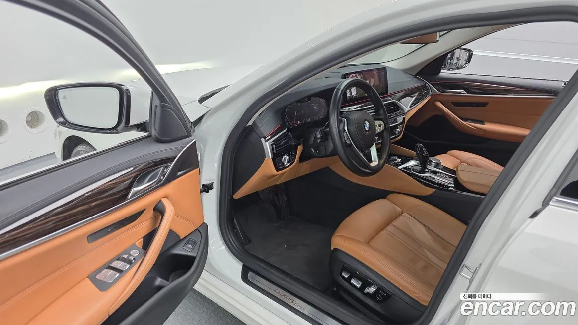 BMW 5-Series 2021 из KR, фото 10