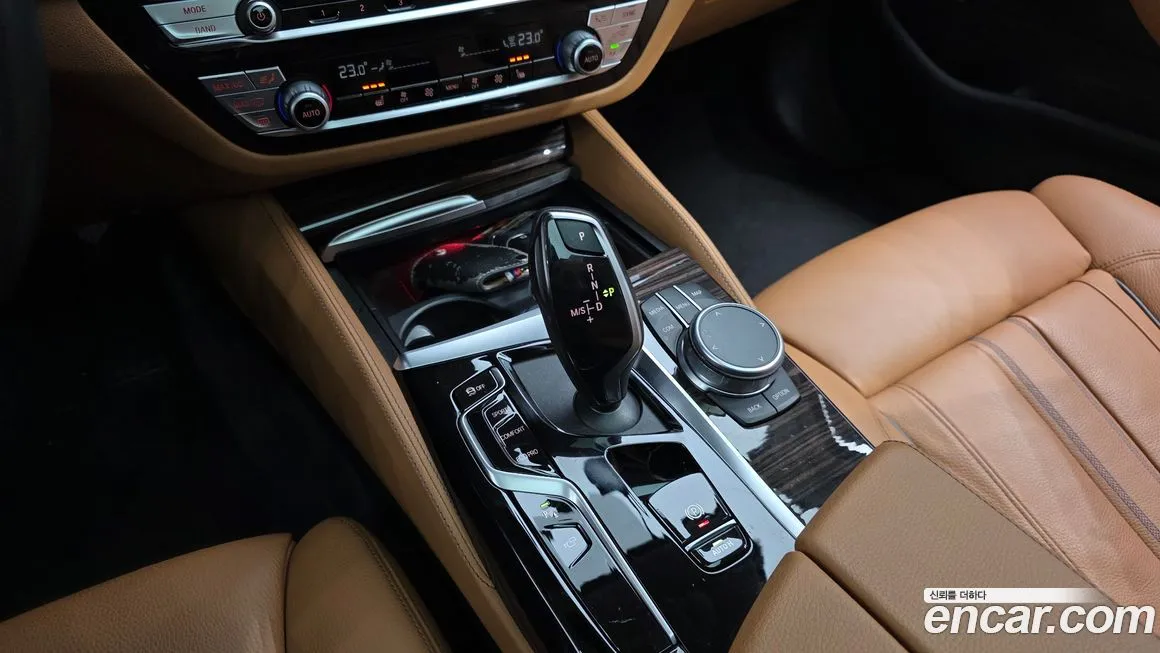 BMW 5-Series 2021 из KR, фото 9